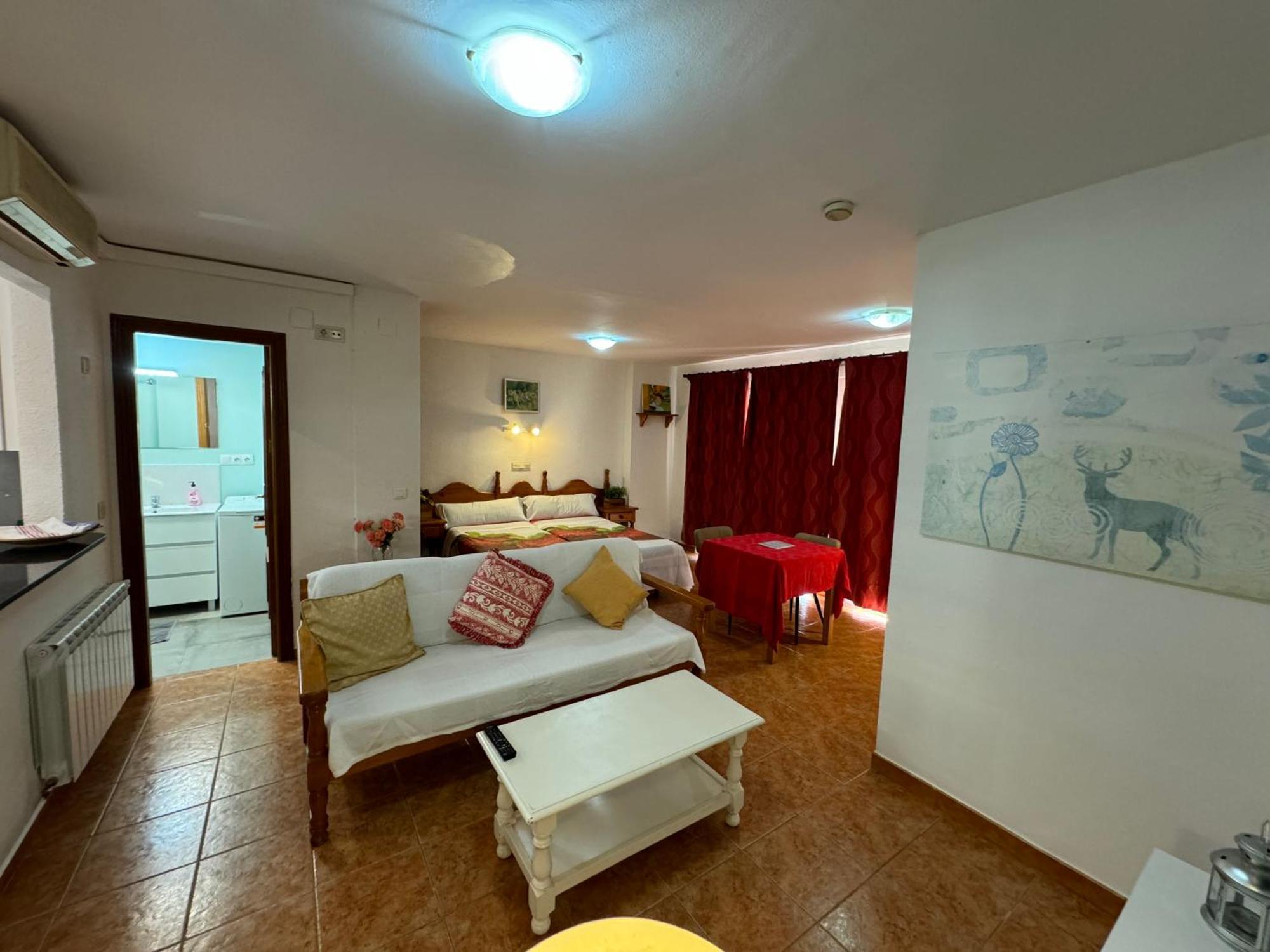 Apartamentos Turisticos Yamasol ฟูเอนฮิโรลา ภายนอก รูปภาพ