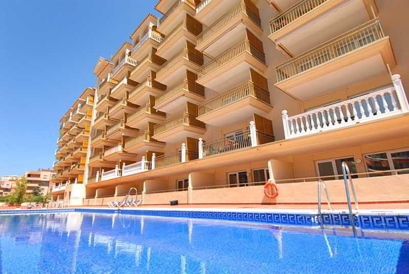 Apartamentos Turisticos Yamasol ฟูเอนฮิโรลา ภายนอก รูปภาพ